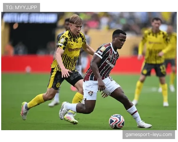 弗赖堡高压逼抢体系重塑德甲战术格局，引领德国足球防守新潮流