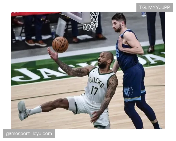 狼堡防守体系再显神威,稳固后防成争冠关键 狼堡防守体系再显神威,稳固后防成争冠关键