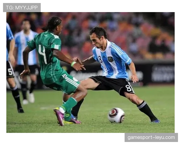 贾汉巴赫什灵动盘带诠释足球艺术,迎职业生涯关键突破 贾汉巴赫什灵动盘带诠释足球艺术,迎职业生涯关键突破