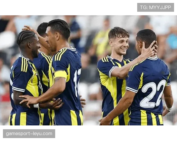 费内巴切边路快攻闪耀，状态回暖彰显争冠实力